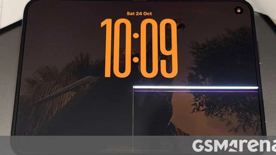 Apple Tanggapi Masalah Retak Layar Dalam iPhone Duo