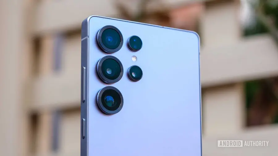 Evolusi Fotografi Smartphone: Antara Inovasi dan Kritik Merek Terkenal