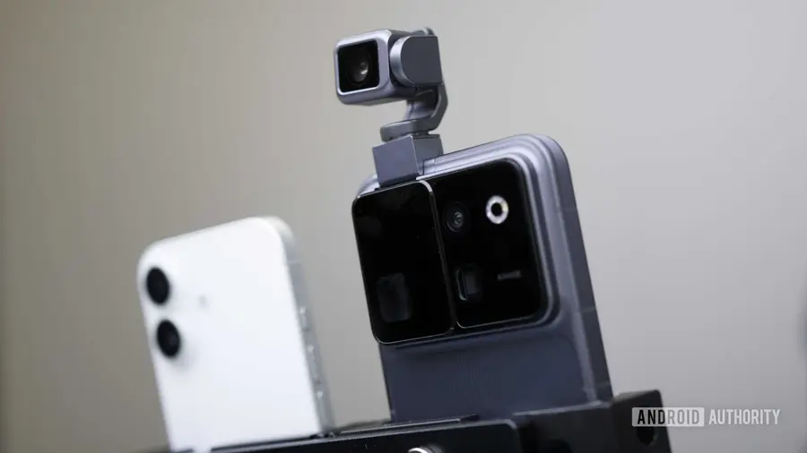 HONOR Resmi Umumkan Spesifikasi Kamera Robot Phone Terbaru