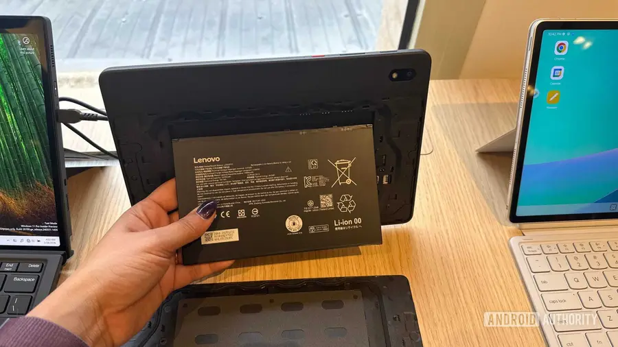 Lenovo ThinkTab X11 Resmi Meluncur di AS, Tahan Banting dan Terjangkau