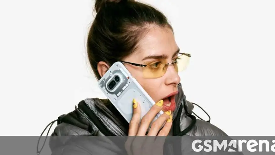 Nothing Siapkan Kacamata Pintar dengan dan Tanpa Kamera