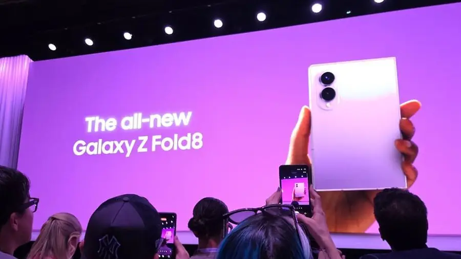 Peluncuran Samsung Galaxy Z Fold 8, Ponsel Lipat Bergaya Paspor