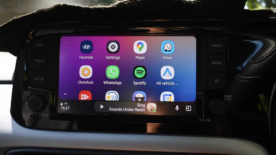 Pembaruan Android Auto Hadirkan Fitur Kartu Media Ganda di Dasbor