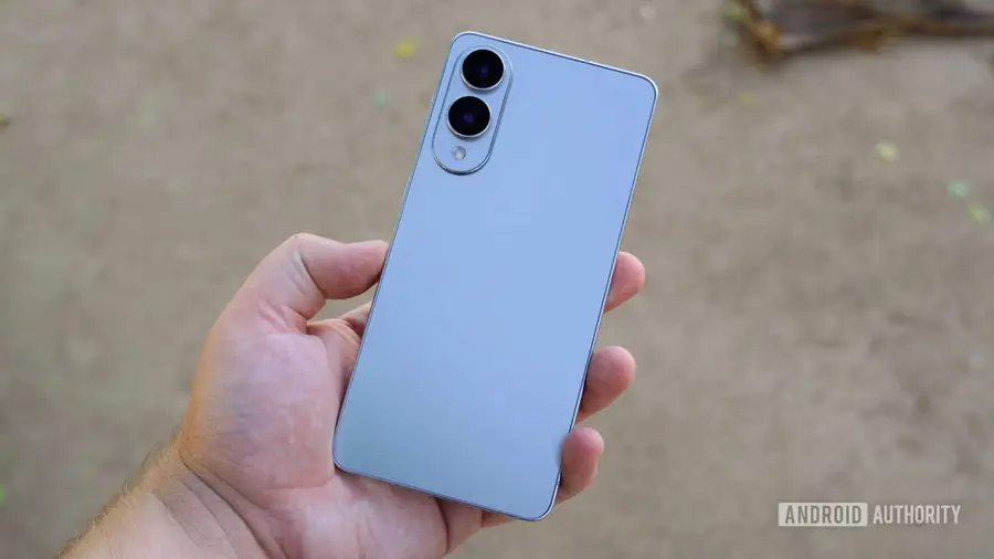 Pengalaman Setahun dengan Samsung Galaxy S25 Edge yang Mengecewakan