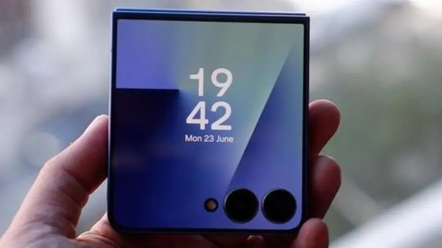 Perbandingan Galaxy Z Flip8 dan Z Flip7: Apa Saja Perubahannya?