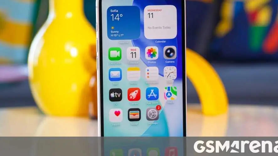 Rumor iPhone 18e: Chip, Kamera, dan Layar Terungkap