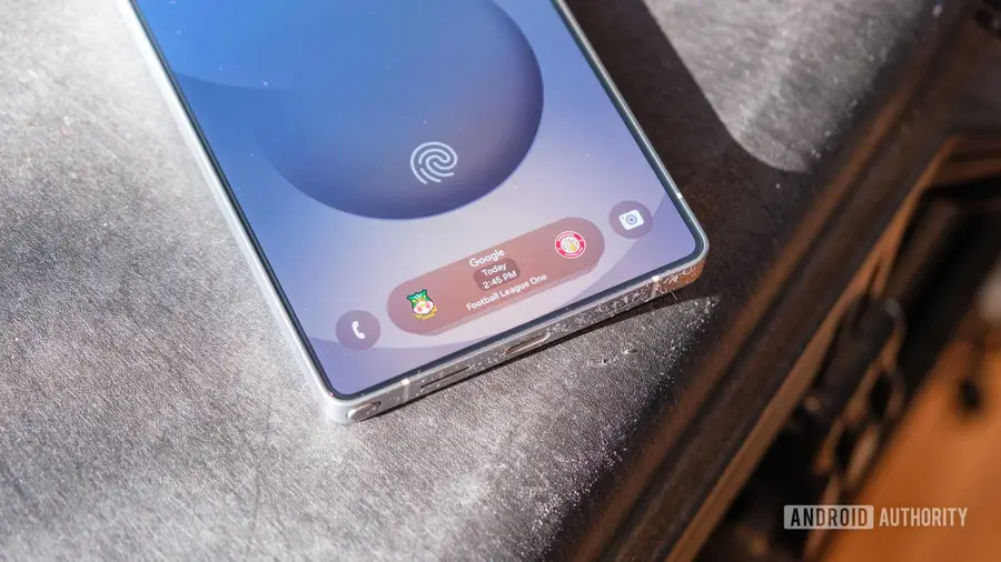 Samsung Luncurkan Pembaruan AOD Spesial untuk Penggemar Sepak Bola