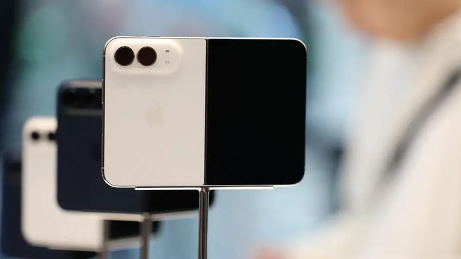 iPhone Duo's Extreme Durability Tests Reveal Key Weaknesses
