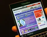 BlackBerry Passport Kini Hadir dengan Sistem Android Modern