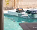 Larangan FCC Mengancam Robot Pembersih Kolam Renang