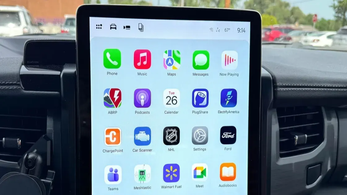 Manage Apple CarPlay Apps on Your iPhone Easily