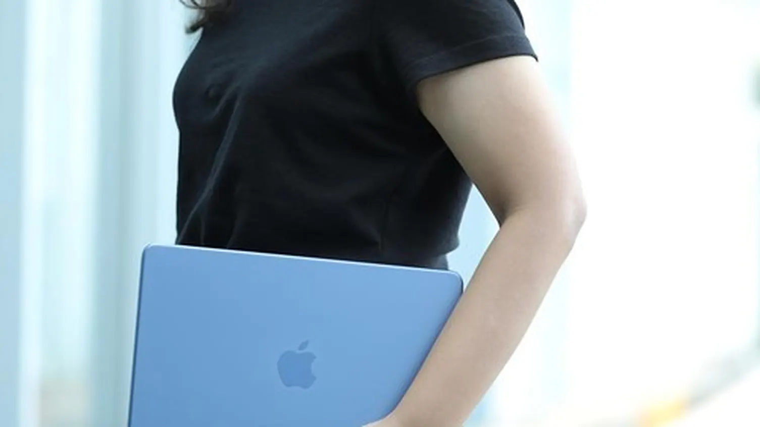 Apple's MacBook Neo: Affordable Laptop Worth Considering