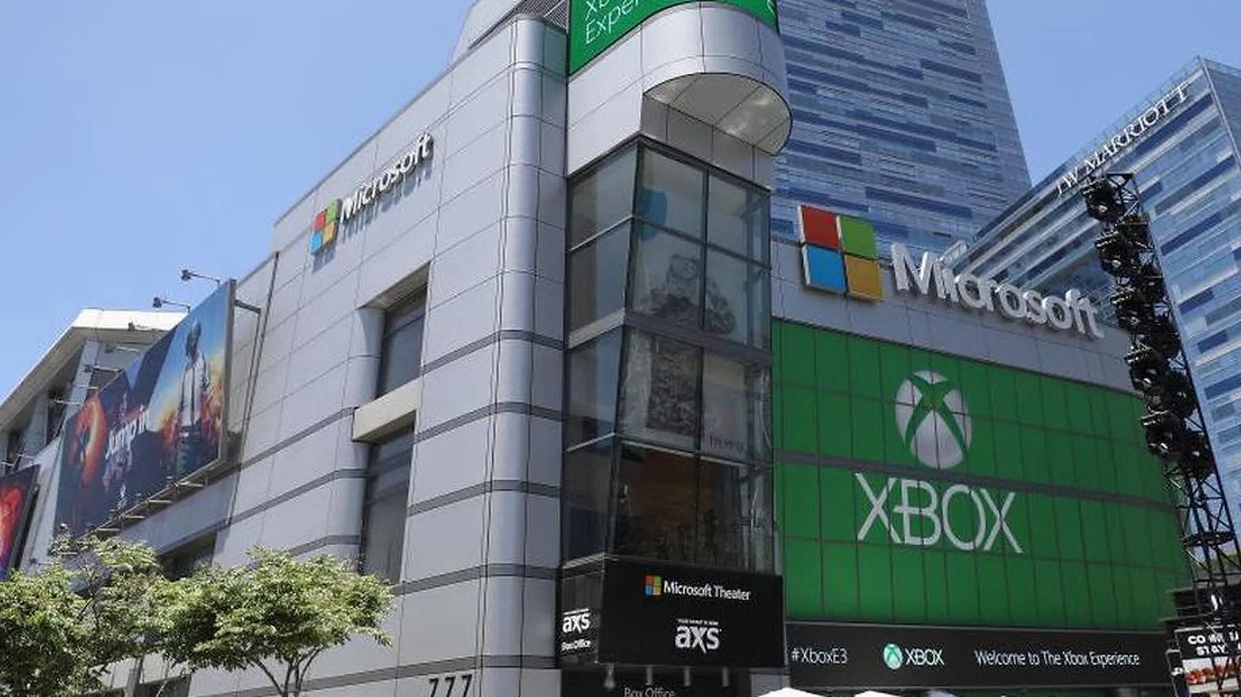 Upaya Microsoft Memajukan Xbox dan Tantangannya