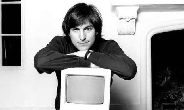 Apple CEO Reflects on Steve Jobs' Lasting Influence 15 Years Later