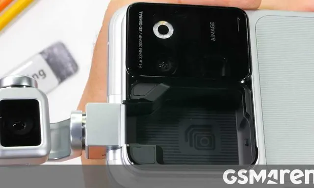 Honor Robot Phone Endures Durability Tests and Disassembly Insights