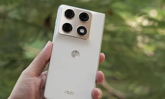Motorola Razr Fold: Ponsel Lipat dengan Kamera dan Baterai Hebat