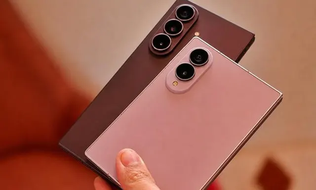 Perbandingan Kamera Samsung Galaxy Z Fold8 dan iPhone Duo