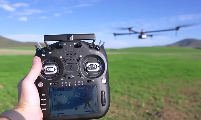 Youtuber Pecahkan Rekor Dunia dengan Drone Modifikasi