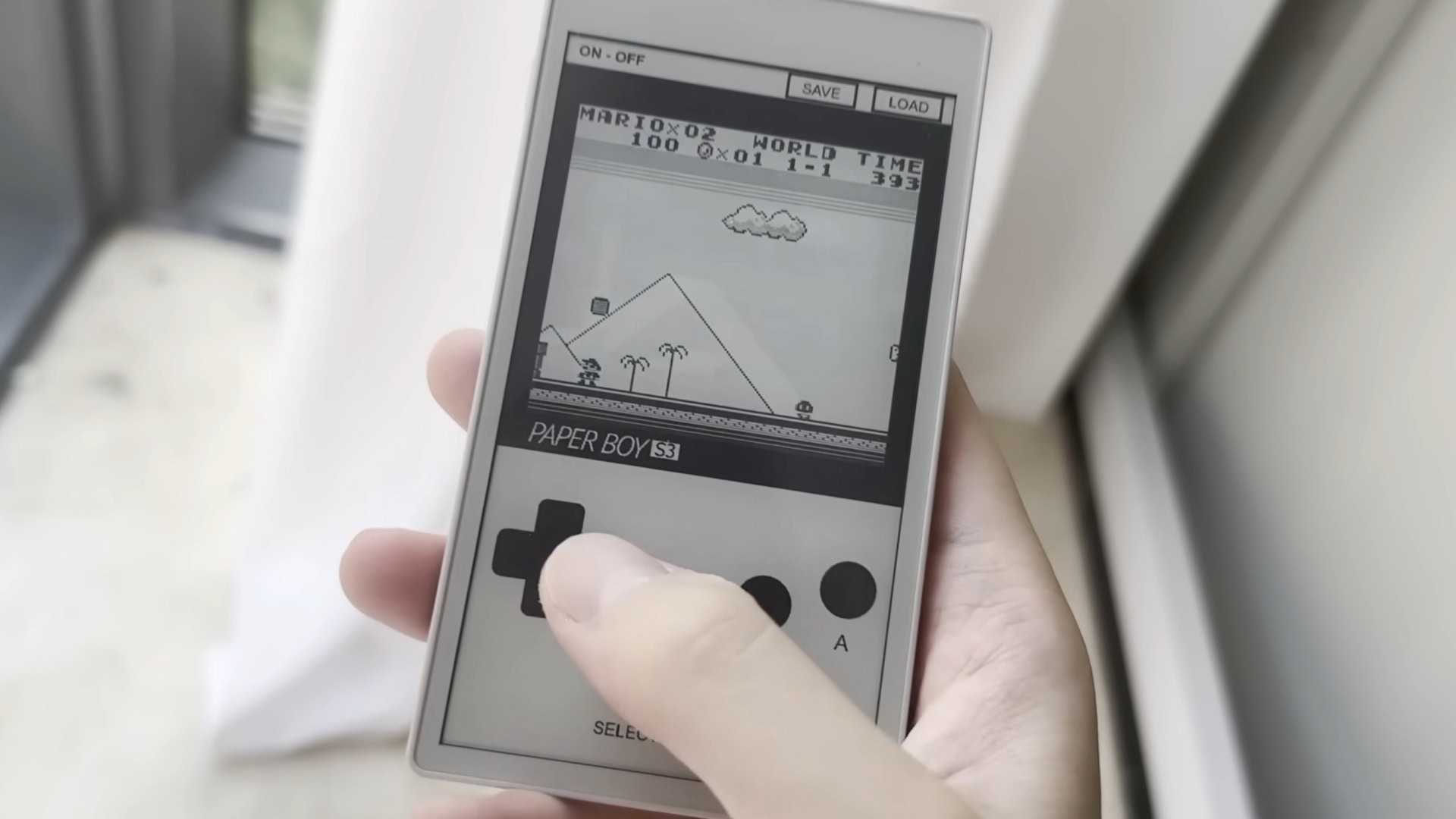 Inovasi Emulator Game Boy Menggunakan Layar E-Ink yang Menarik Perhatian