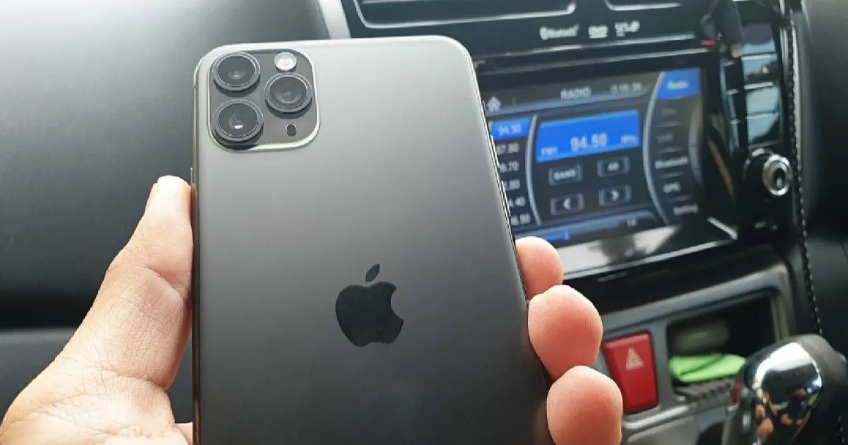 Transform Your Old Phone into a Free Dashcam Easily